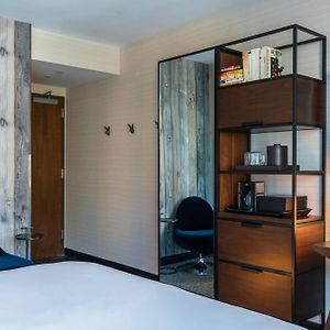 Guest Room 1 King
